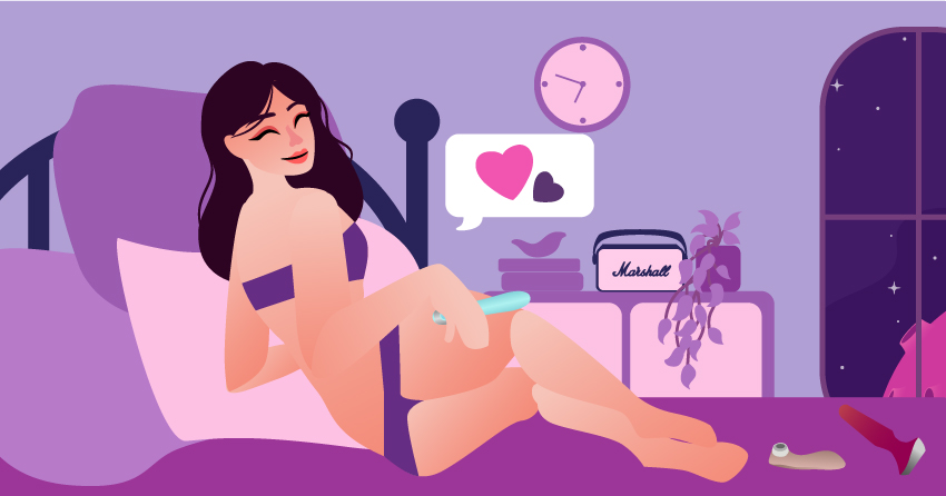 A woman doing a sexy pose in her bed, holding a mini vibrator. 